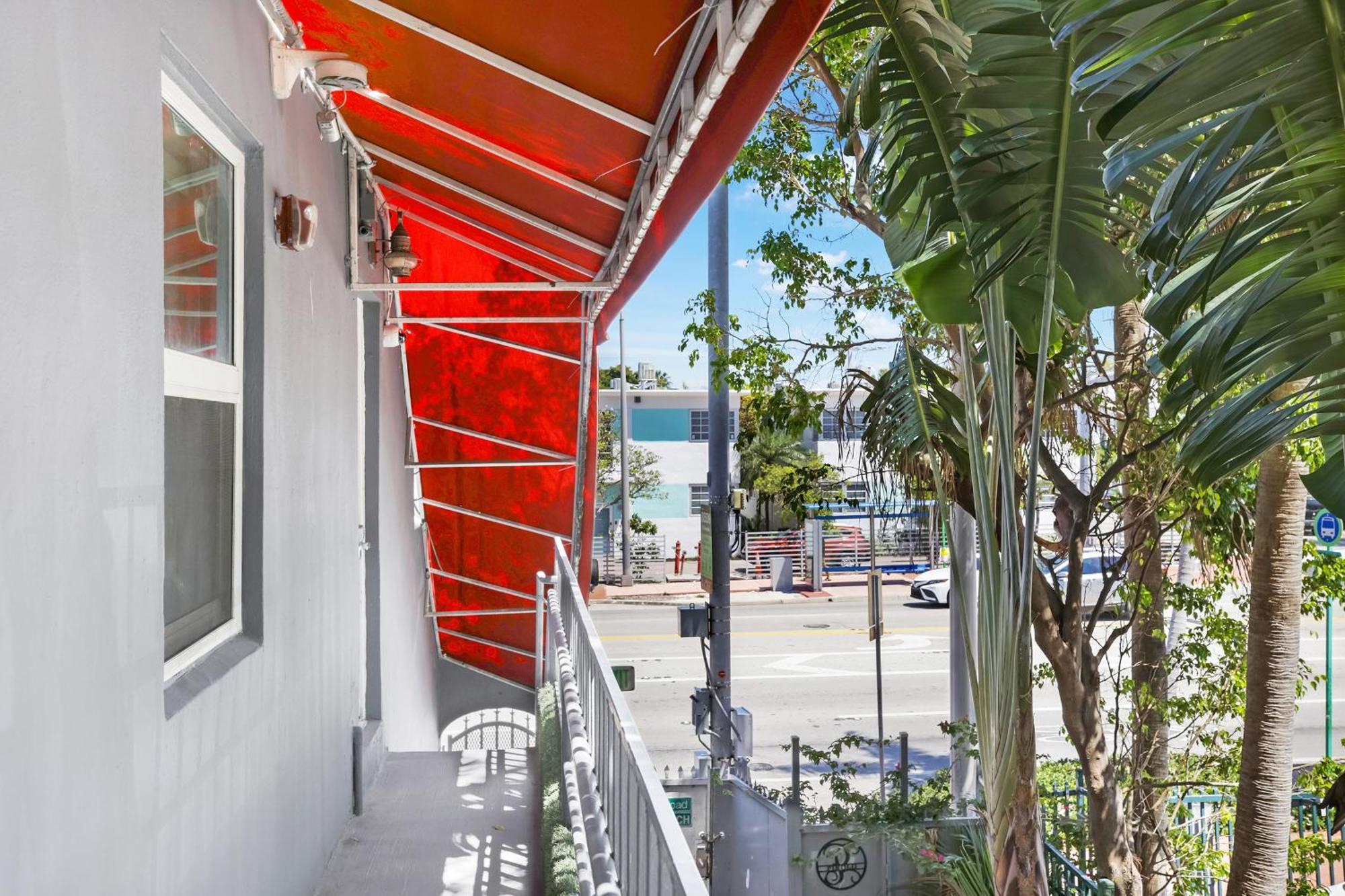 Alton Rd By At Mine Hospitality, Miami Beach